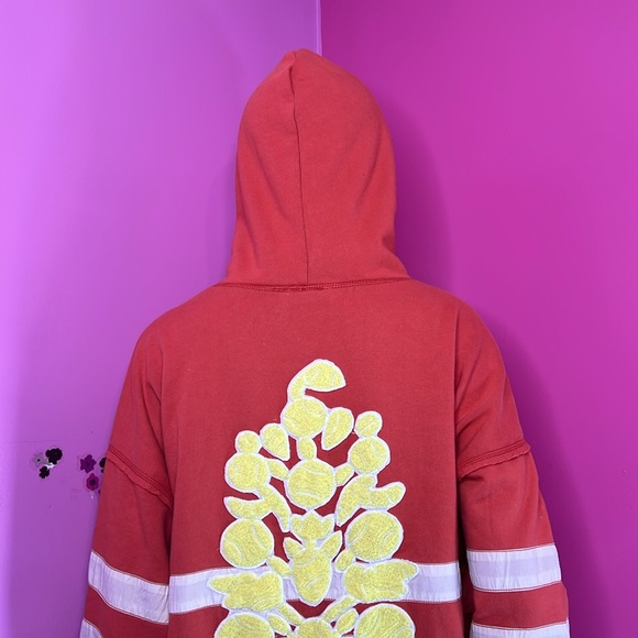 FP Movement - At My Best Chenille Logo Hoodie small - Picture 6 of 10